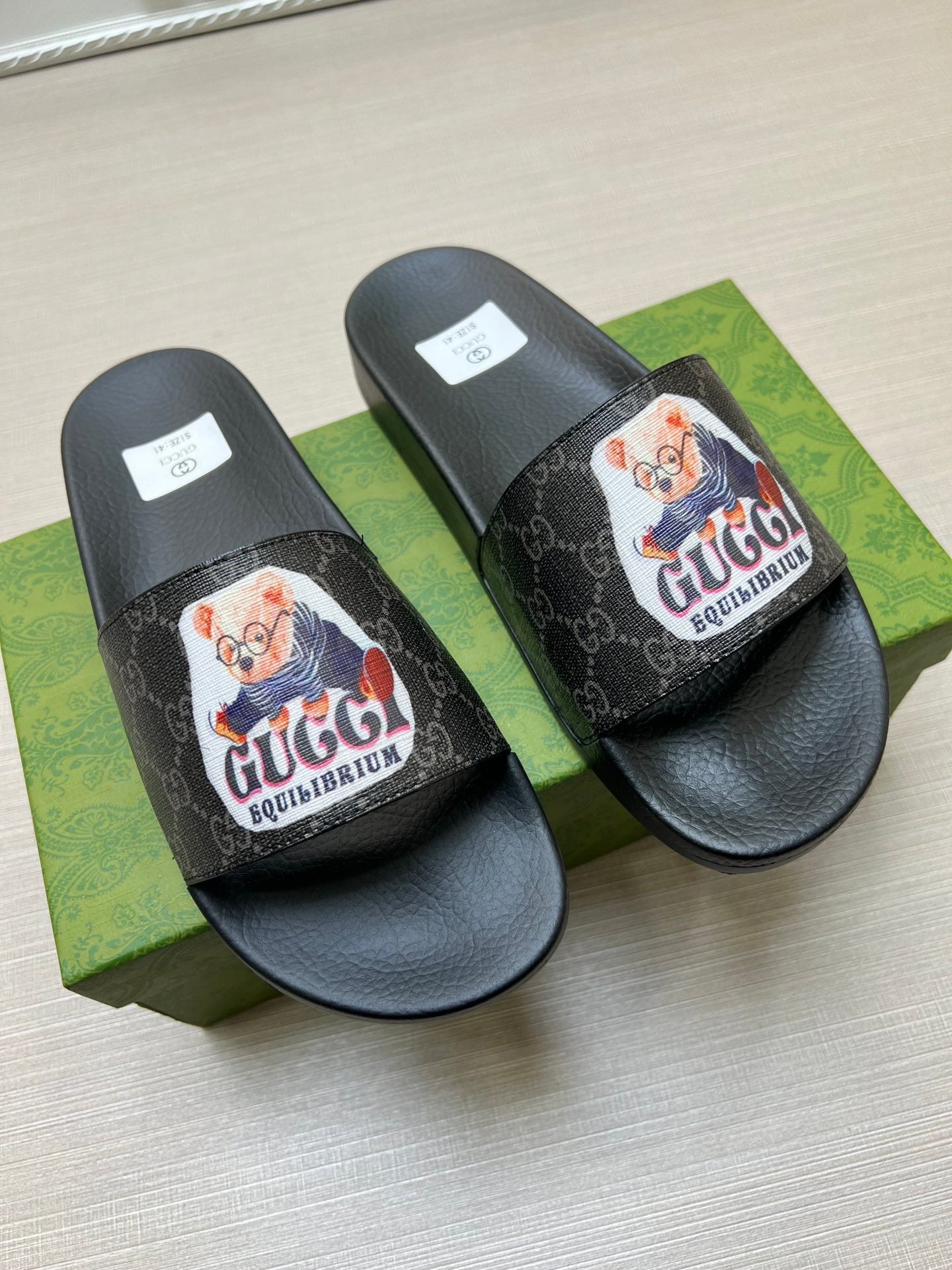 5WB237ZDE Stylish Slippers