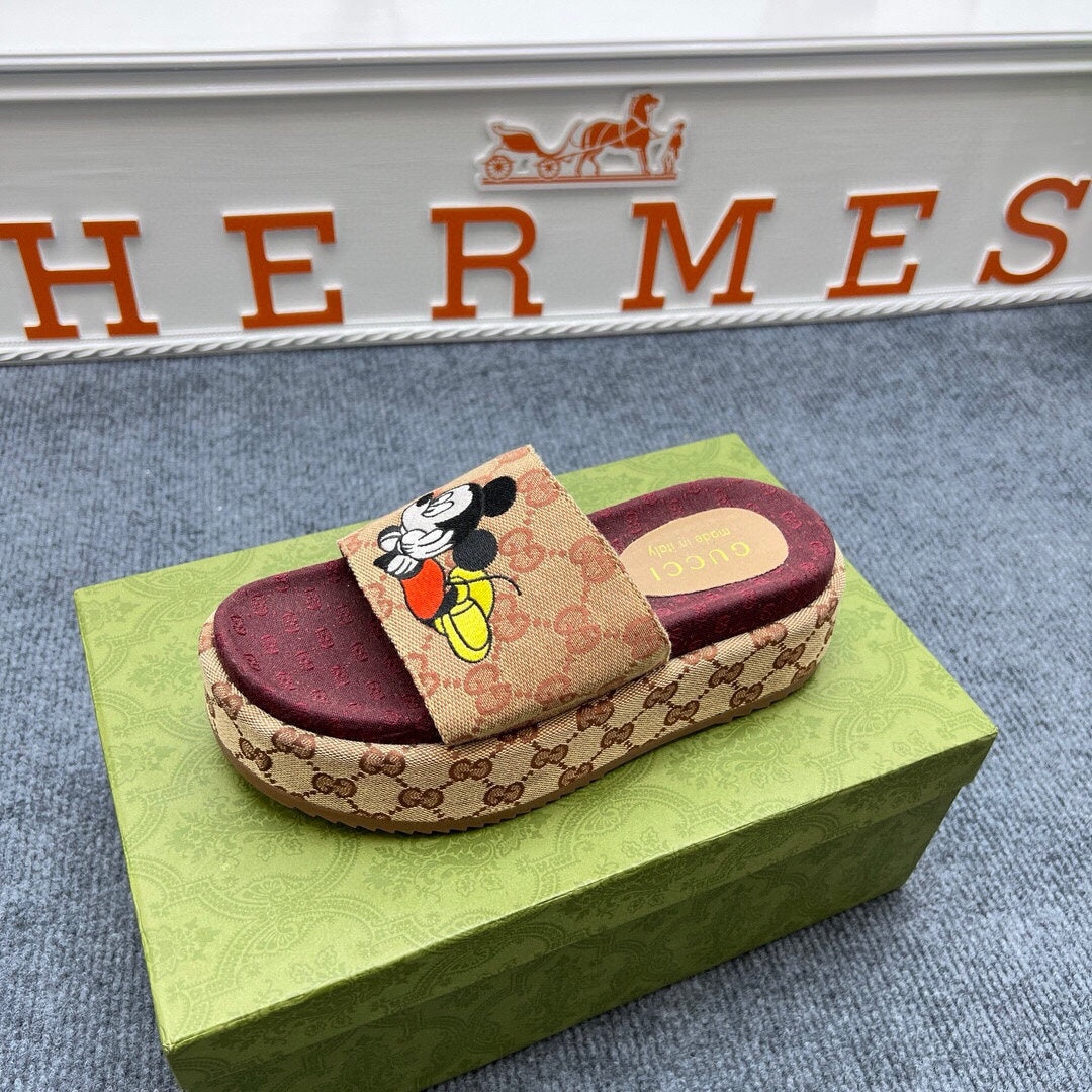 54B122ZDE Stylish slippers  Sole thickness 5.5cm