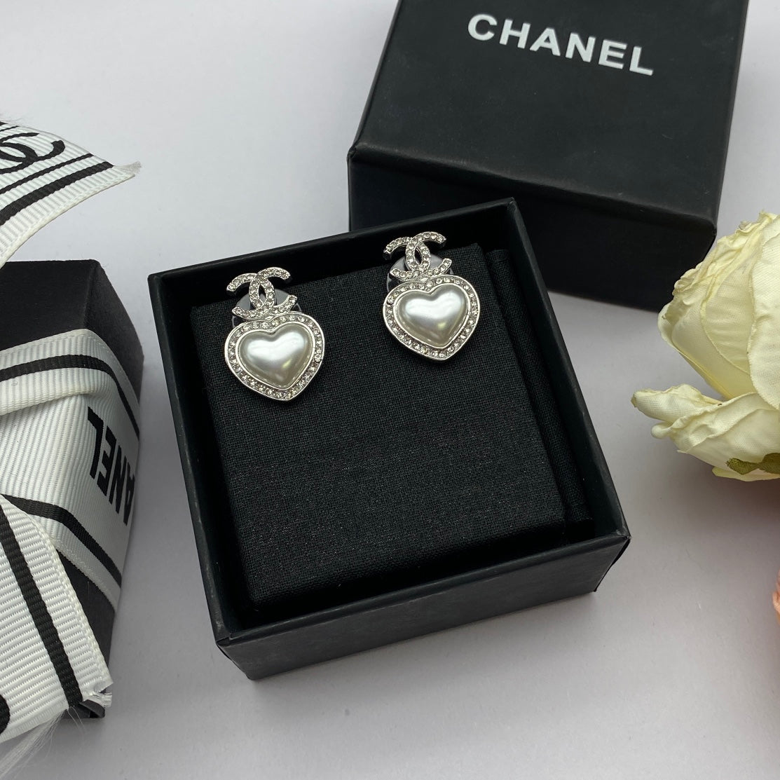 1YC100EDE Stylish Earrings