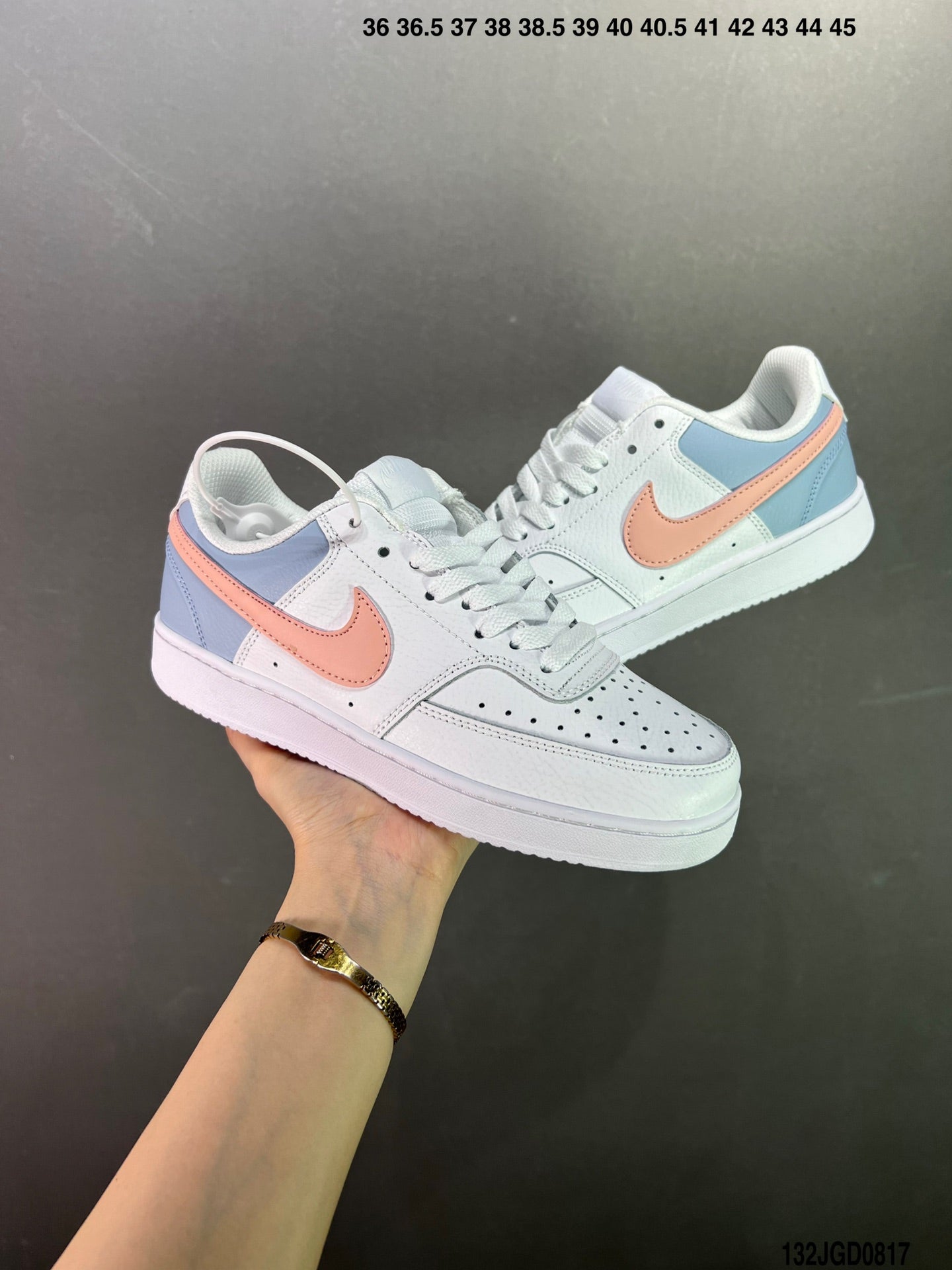 4YN48ZDE Stylish Sneakers (No Box, August-October Big Sale)