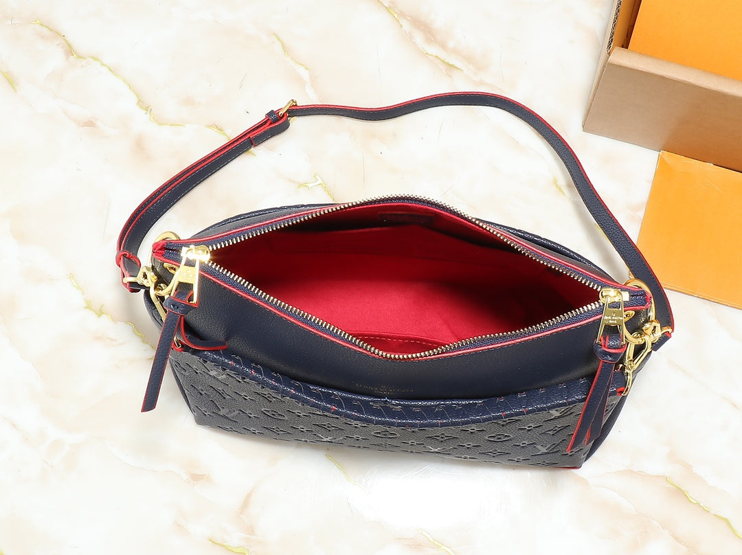 1WE115BDE Stylish leather bag