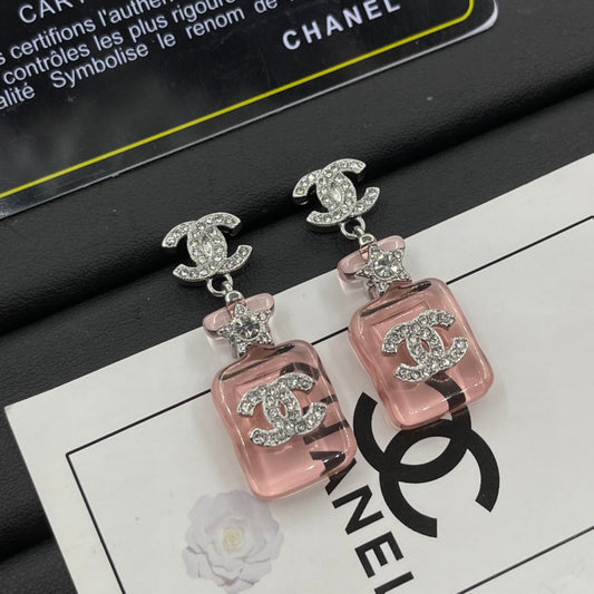 14C258EDE Stylish Earrings