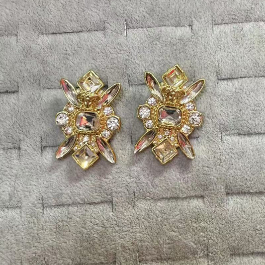 14V723EDE Stylish Earrings