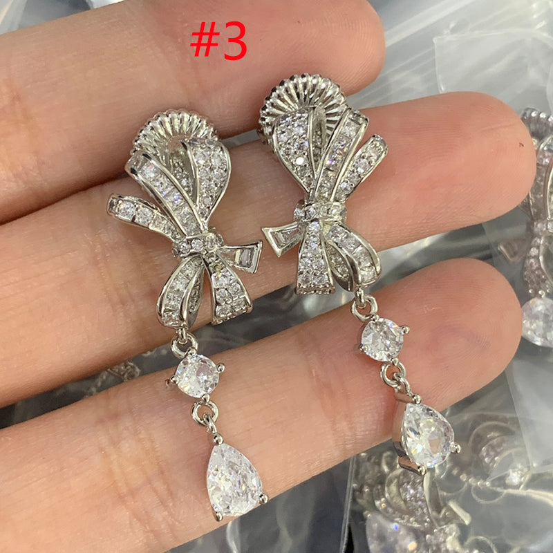 84A103EDE Stylish Earrings