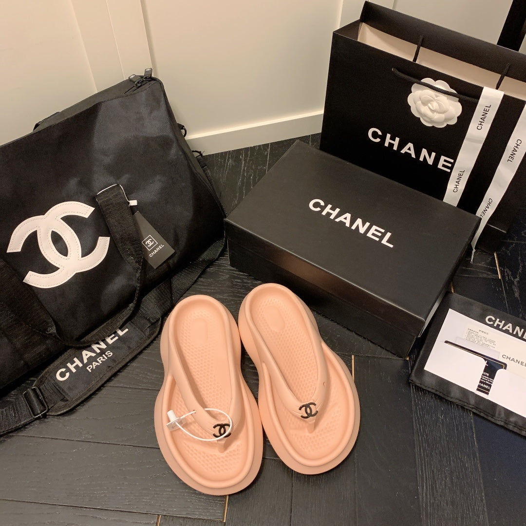 14C190ZDE Stylish Slippers