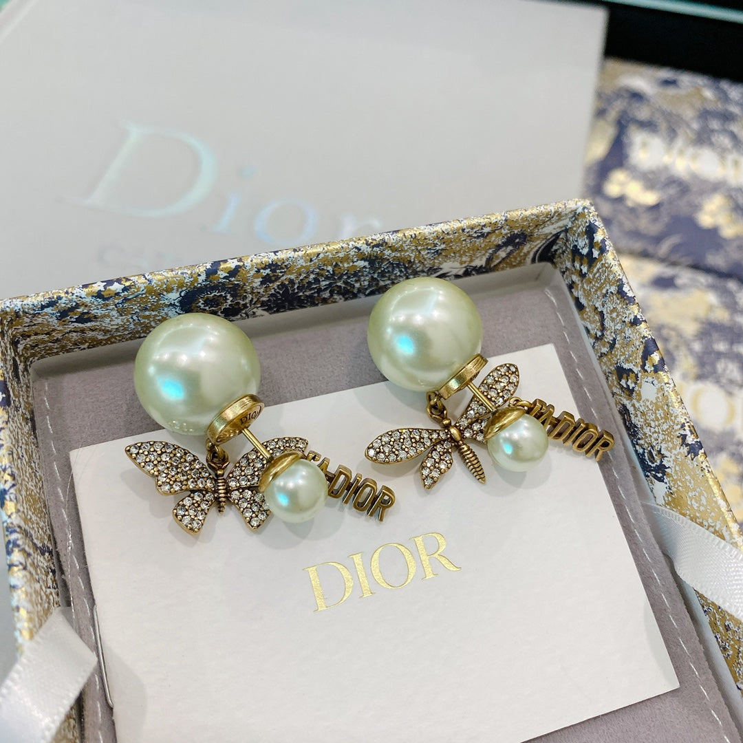 14D391EDE Stylish Earrings