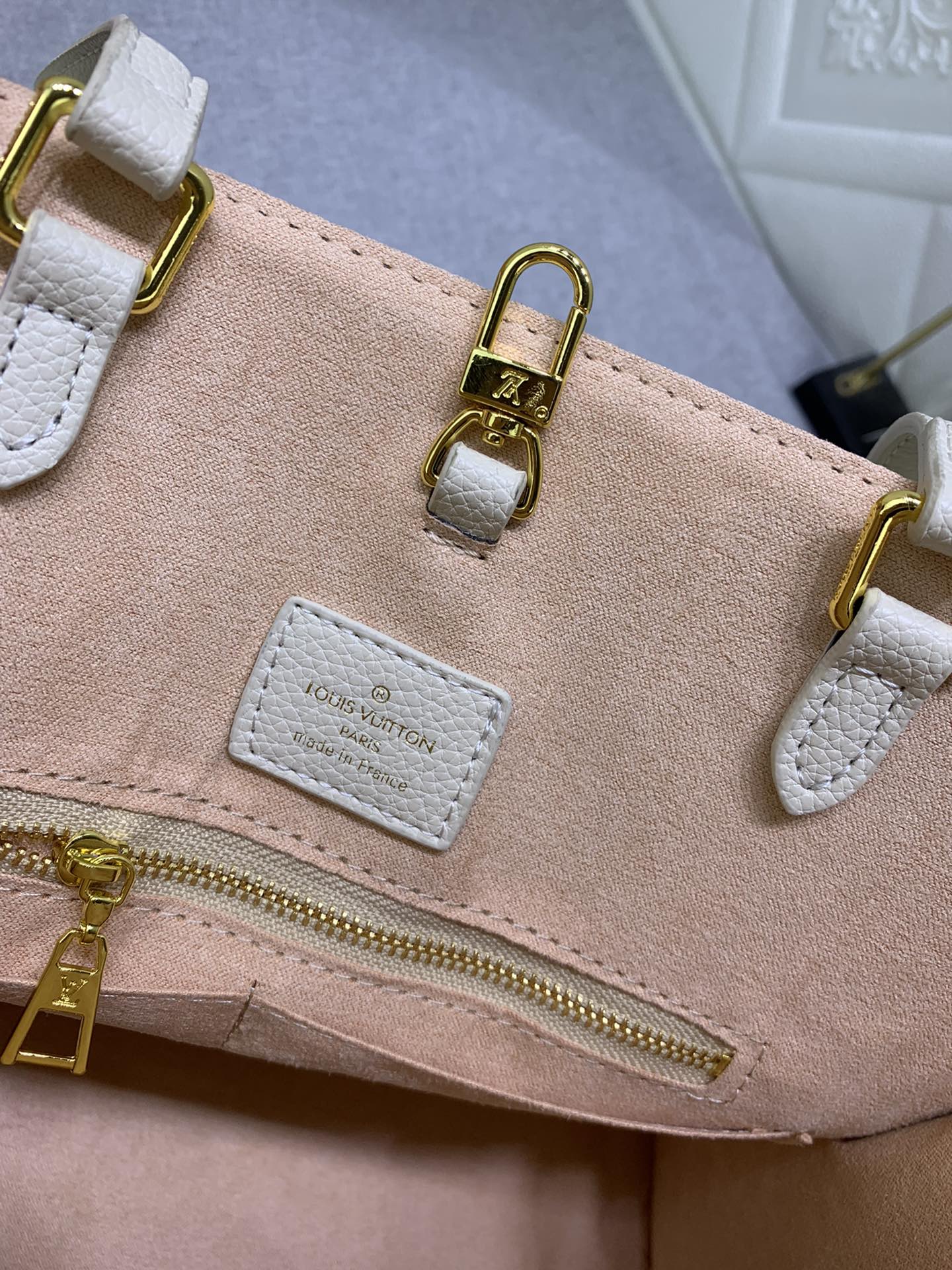 1XE279BDE Stylish leather bag 