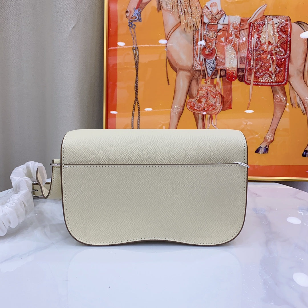 155NH8BDE Stylish leather bag