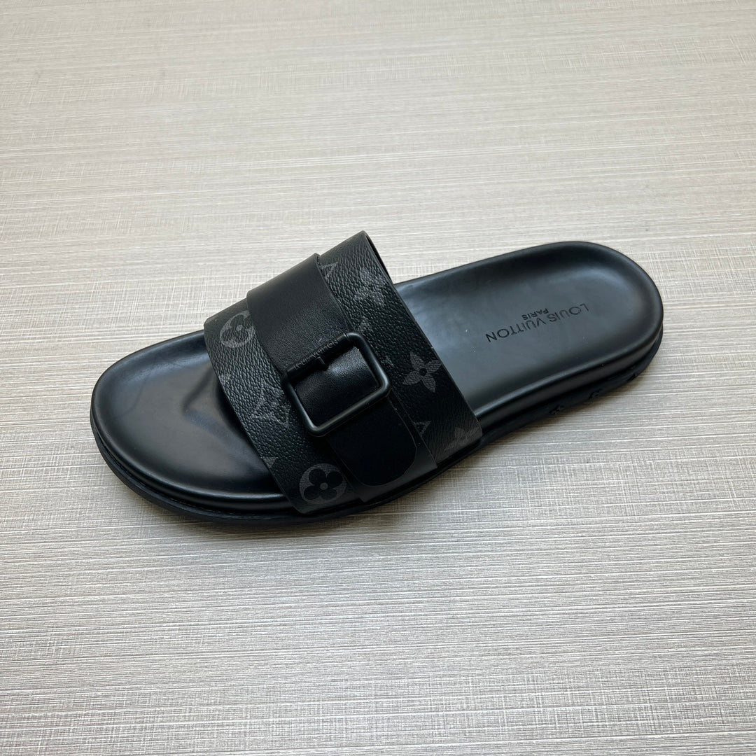 54E111ZDE Stylish slippers