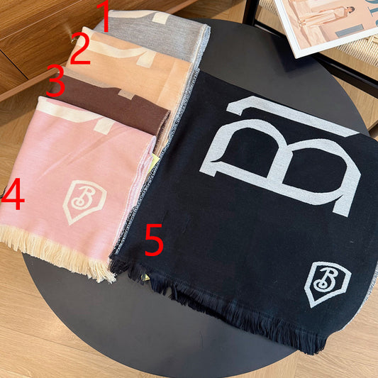 185RA69WDE Stylish Winter Scarves