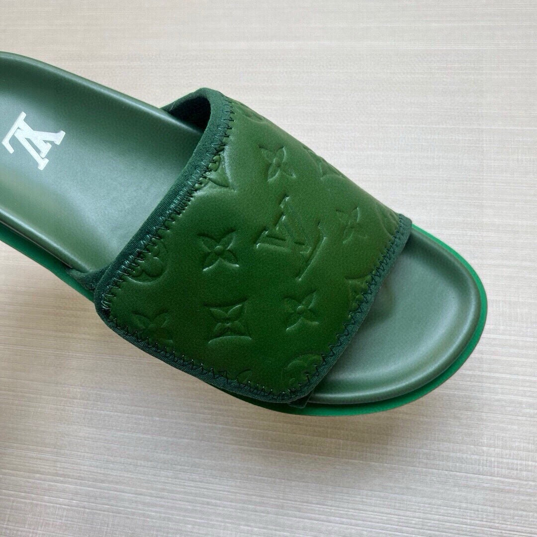 5QE5ZDE Stylish Slippers