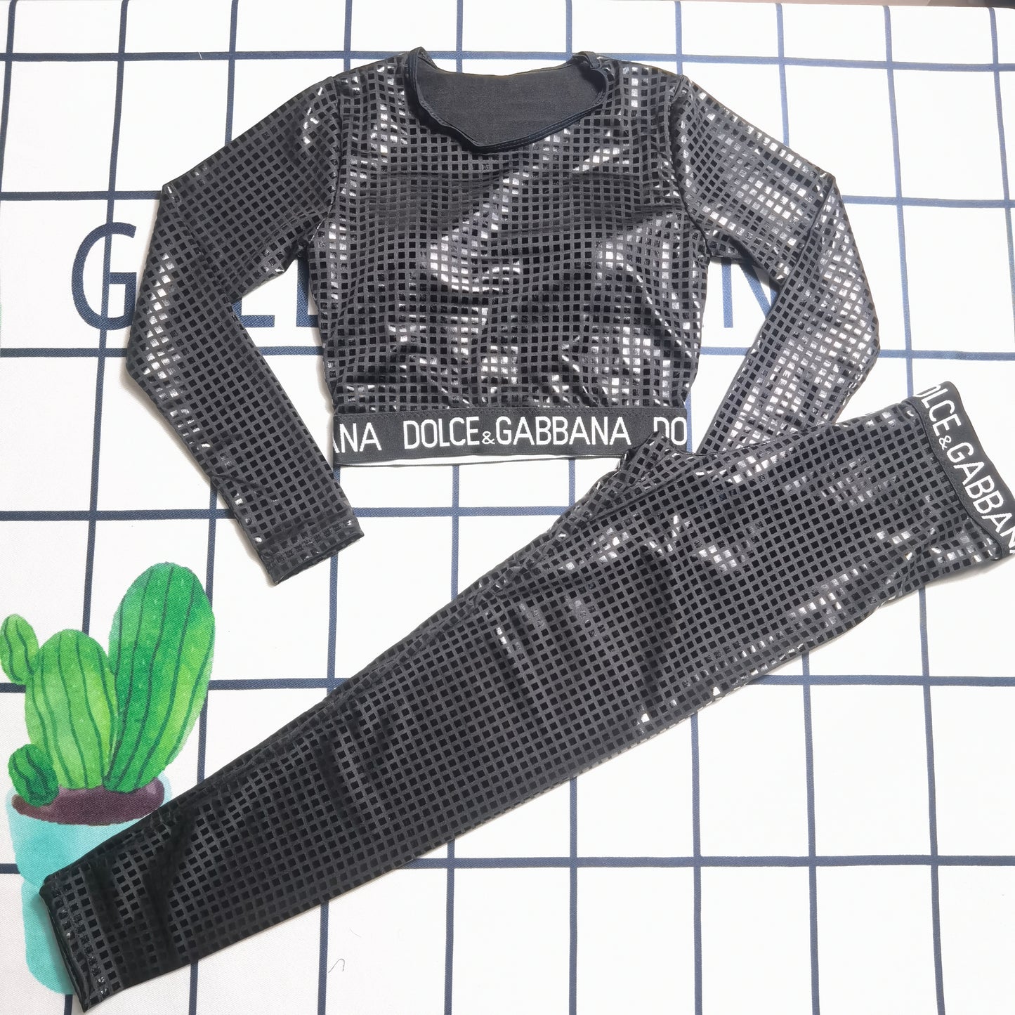 14A136YDE Stylish Long sleeve swimsuit