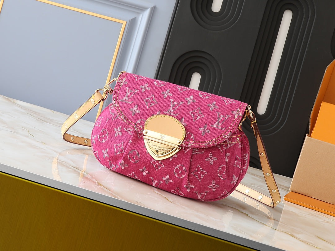 165NB118BDE Stylish bag