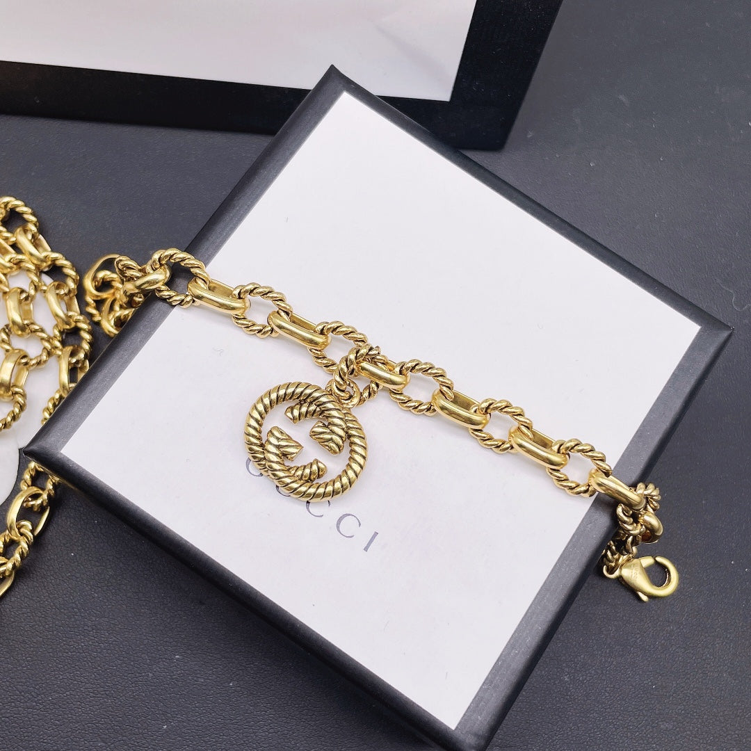 1B13XDE Stylish Bracelets