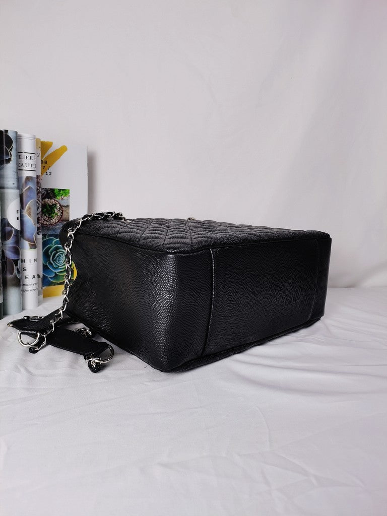 4XC20BDE Stylish leather bag 