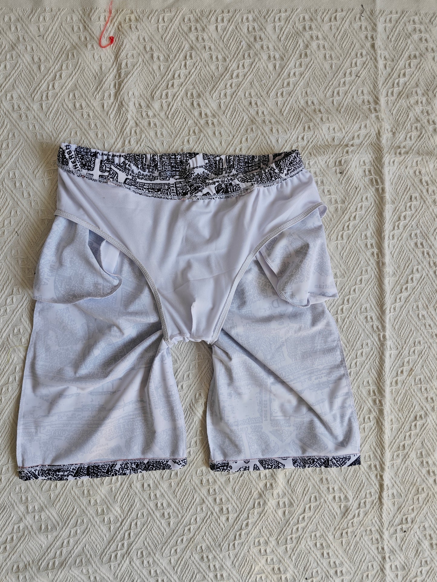 14D1YDE Stylish  Men's trunks