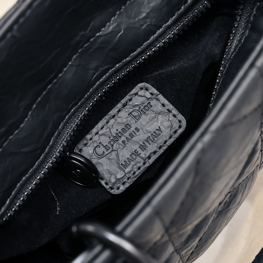 1XD438BDE Stylish leather bag