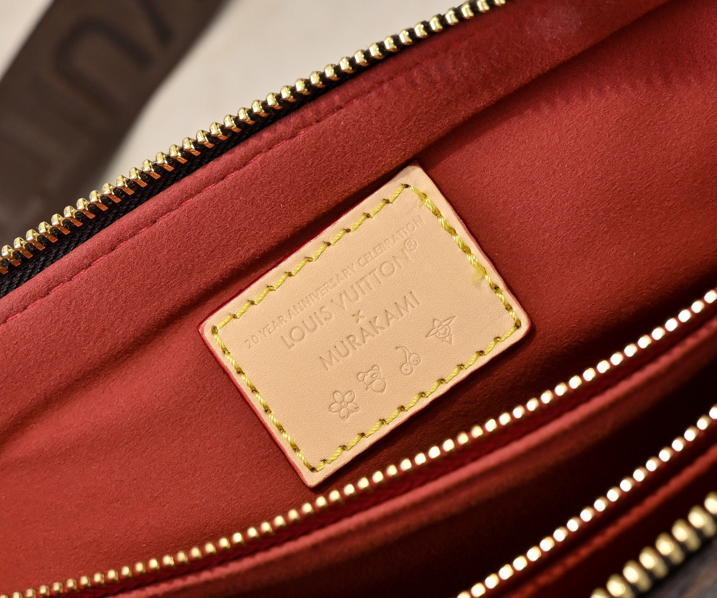 15RE29BDE Stylish bag