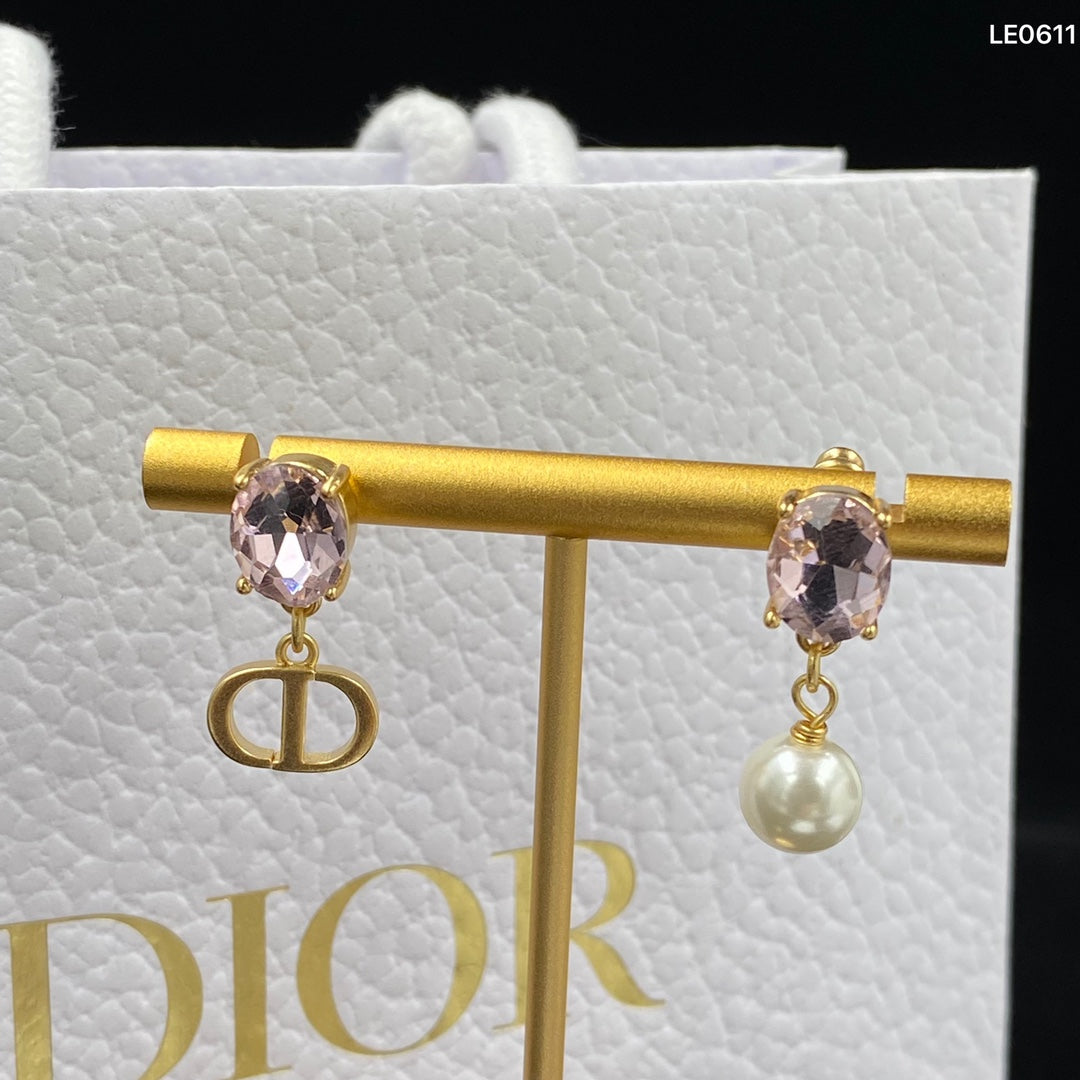 1YD113EDE Stylish Earrings