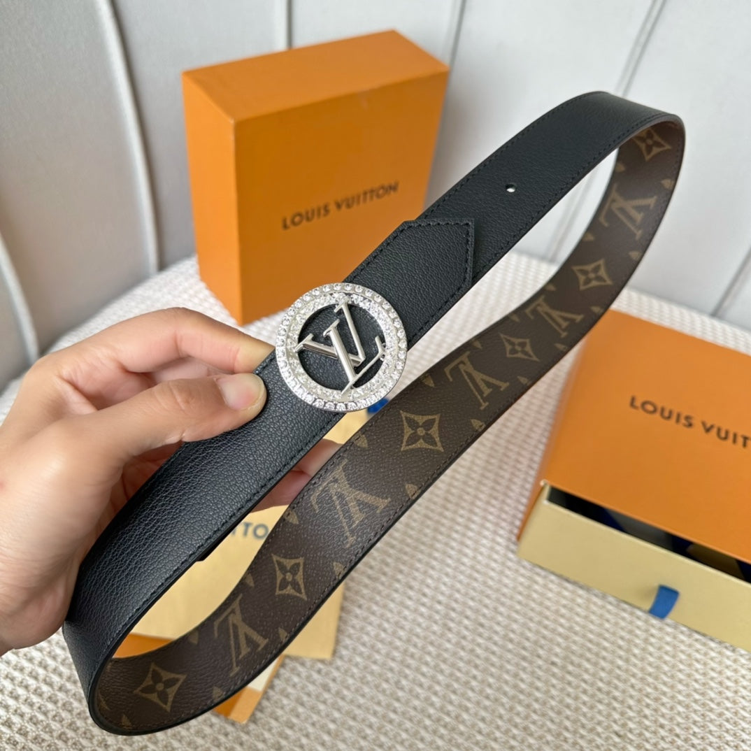 14E145PDE Stylish  High quality belt With full package