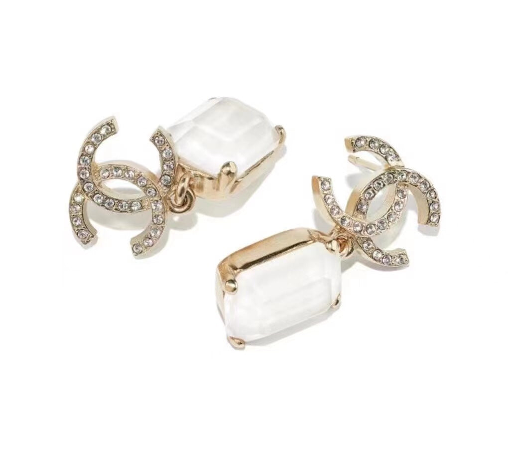1YC166EDE Stylish Earrings