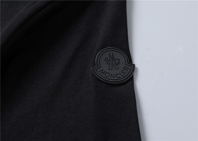 135WA77UDE Stylish T-shirts