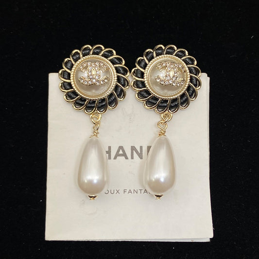 14C681EDE Stylish  Earrings