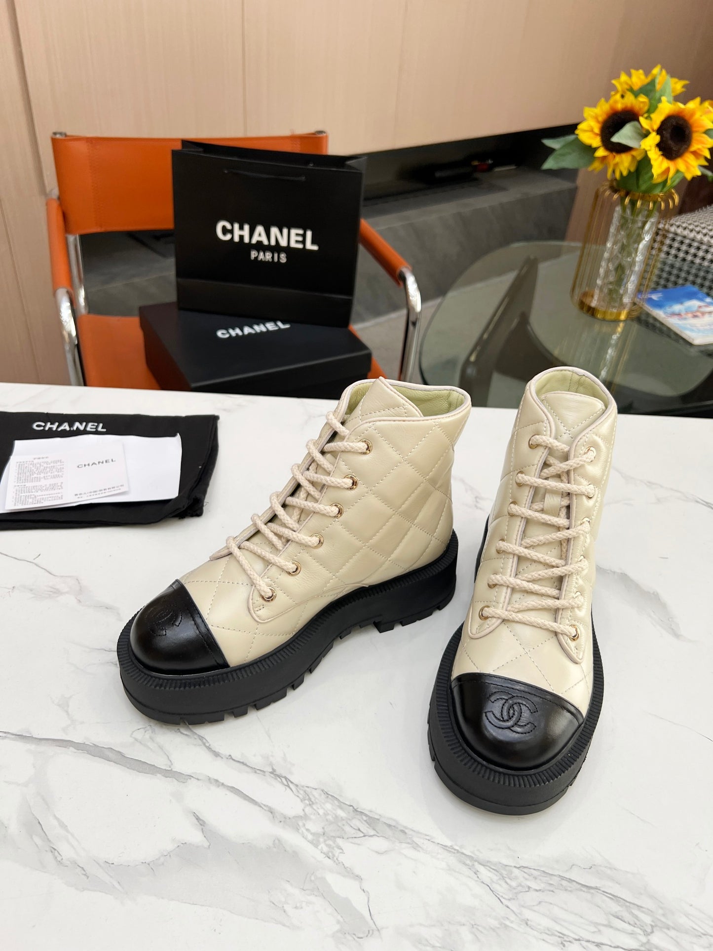 3LC4ZDE Stylish boots