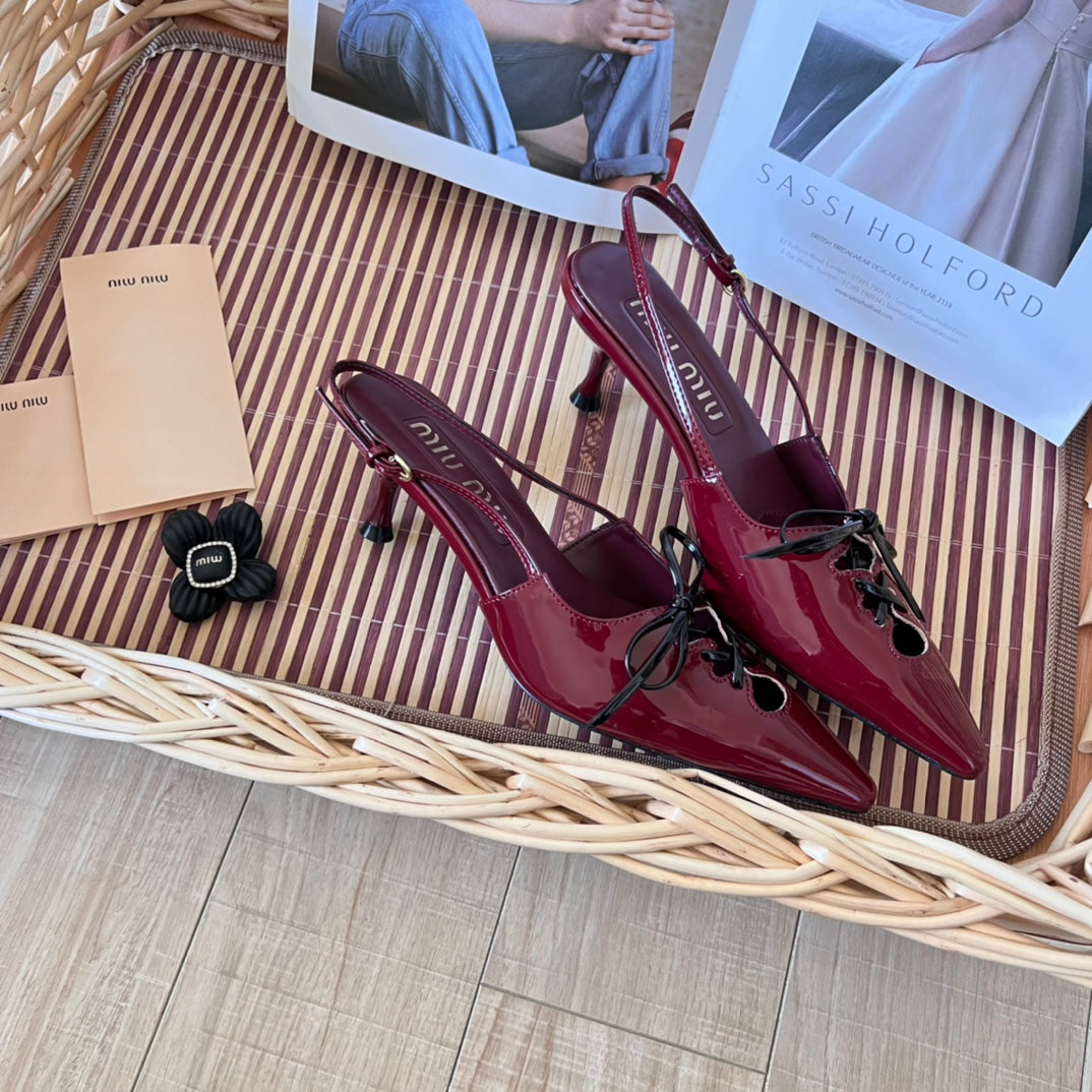 14A197ZDE Stylish High heels Heel height 5cm