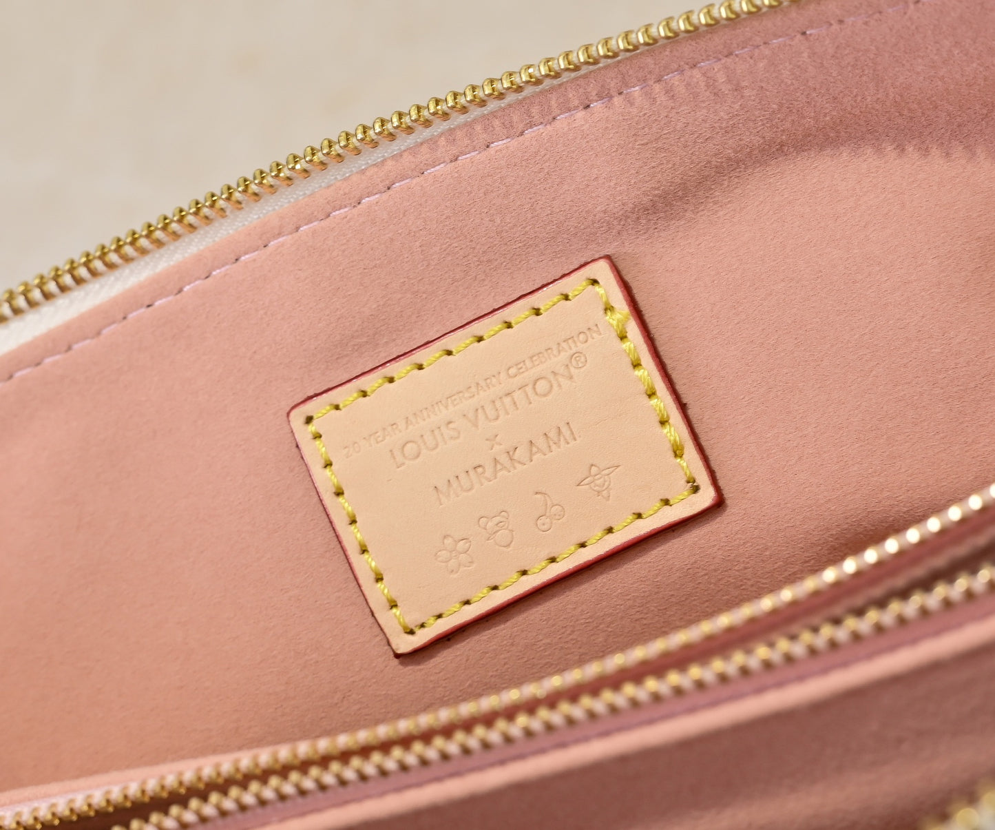 15RE29BDE Stylish bag