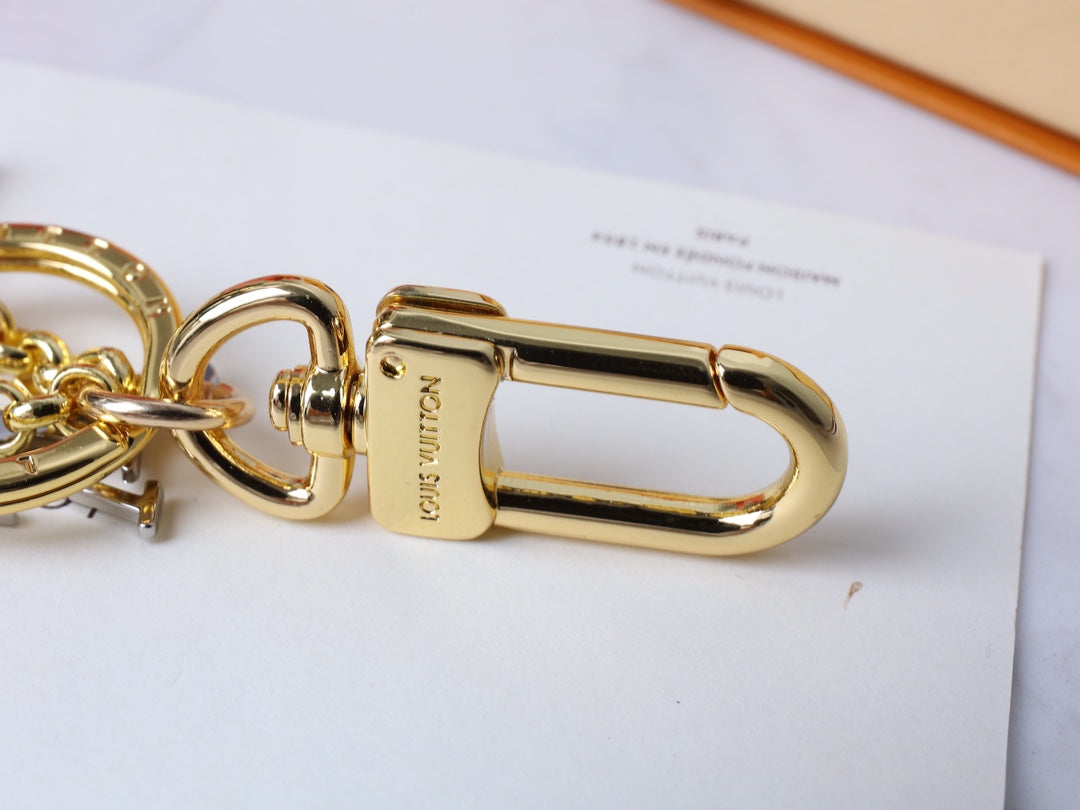 1E6ADE Stylish  Keychains