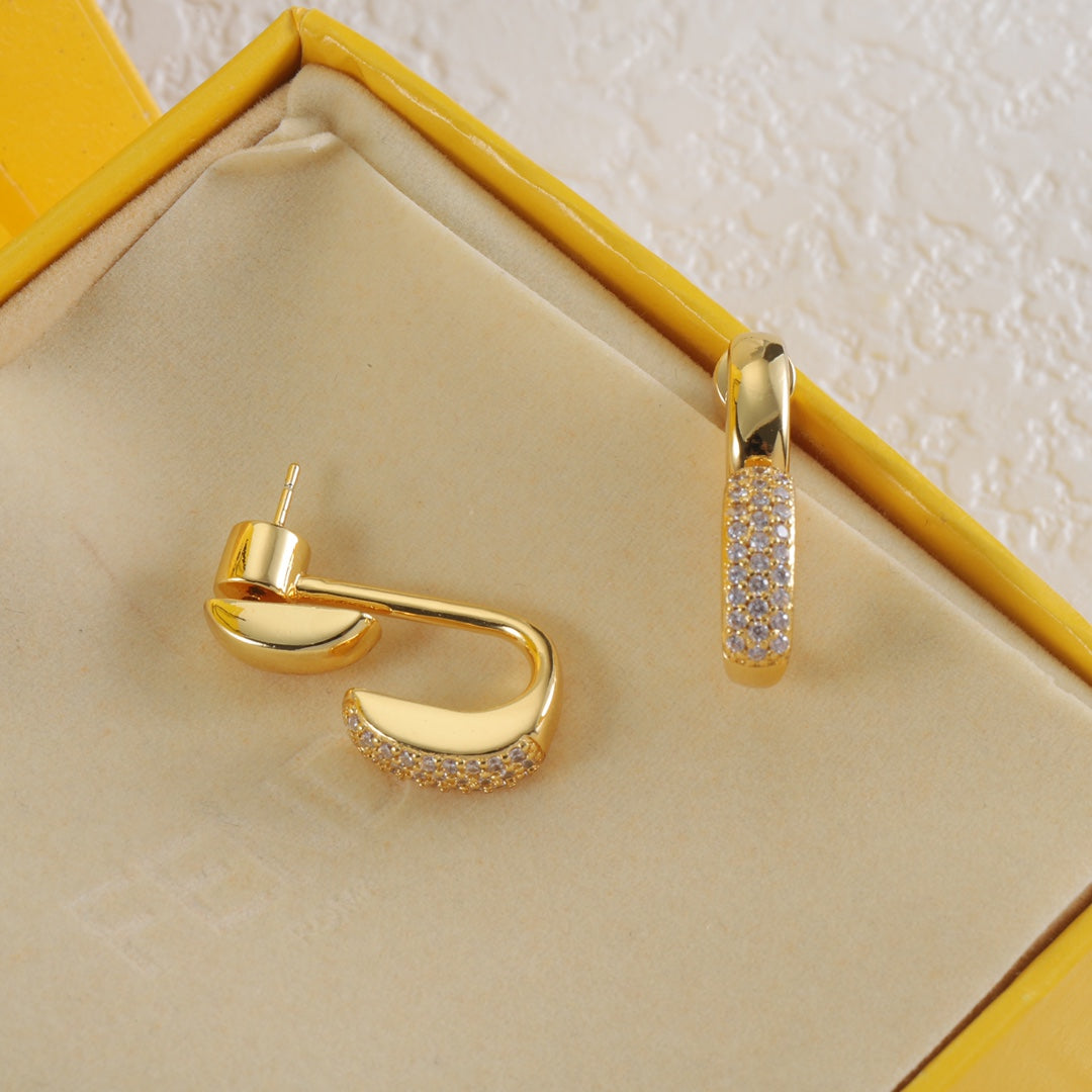 14F947EDE Stylish Earrings