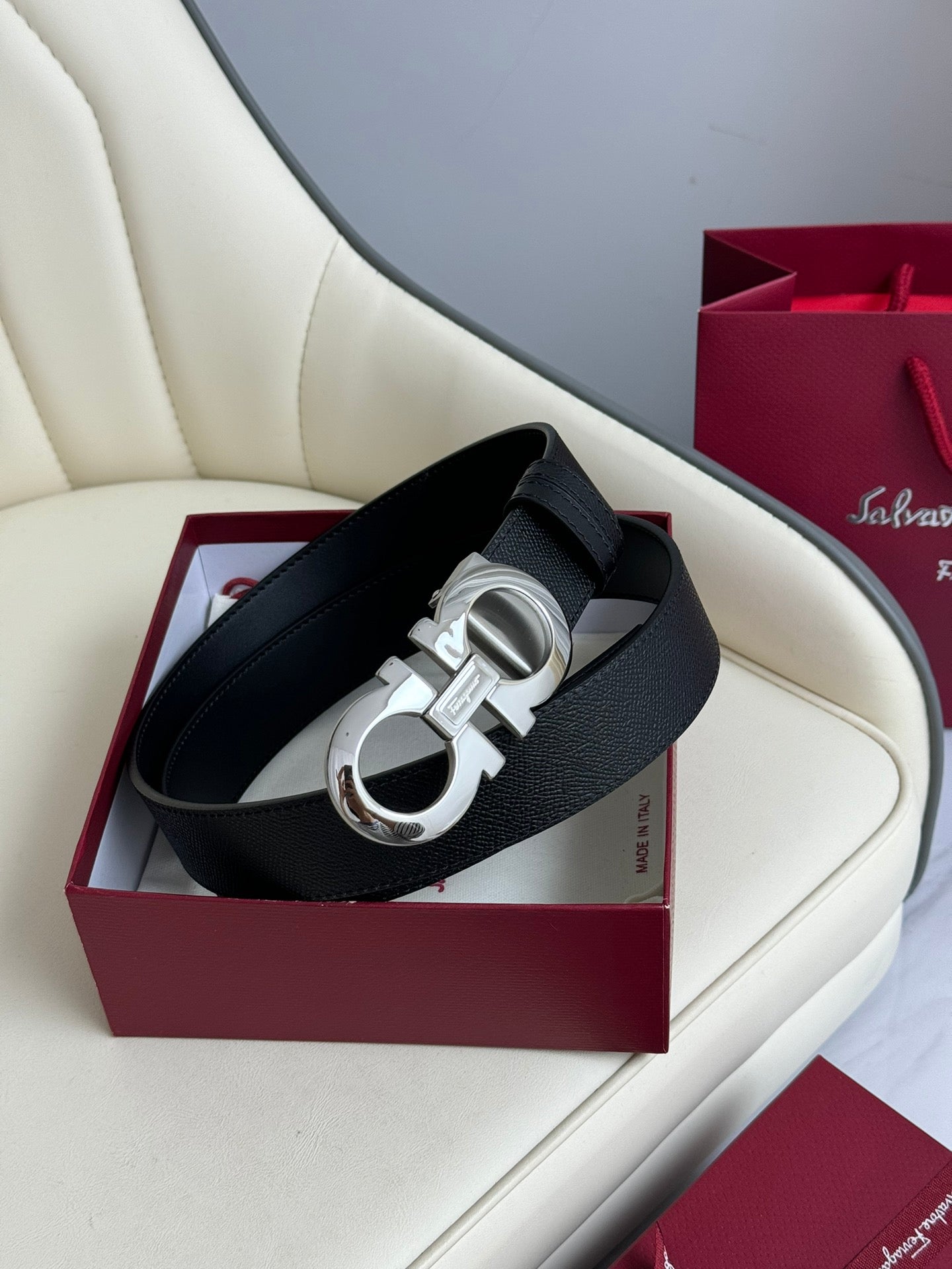 1WA170PDE Stylish  High quality belt With full package