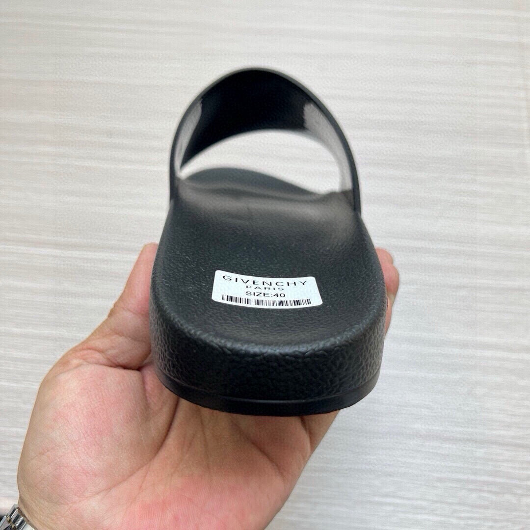 535ZGV263ZDE Stylish Slippers