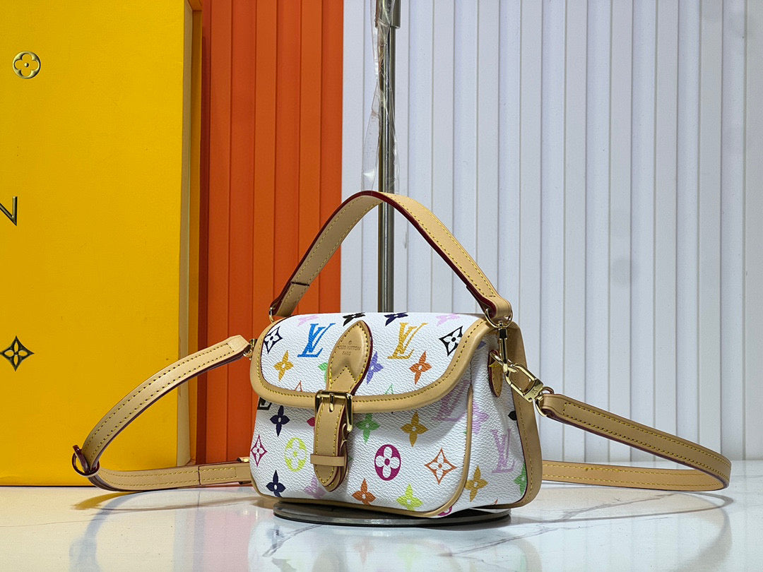 15XE1BDE Stylish leather bag