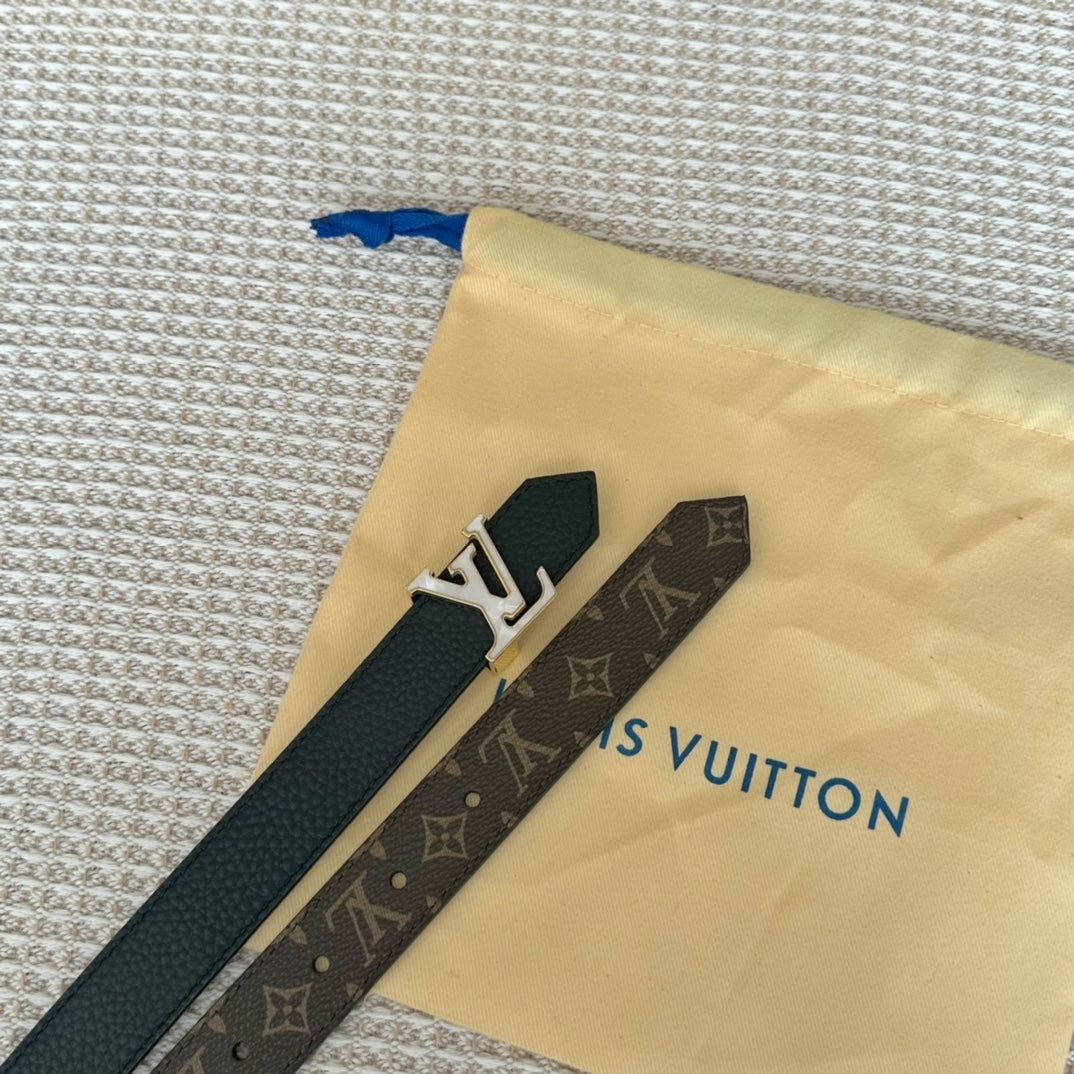 14E61PDE Stylish  High quality belt With full package