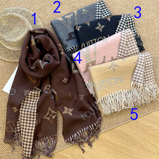 185ZE41WDE Stylish Winter Scarves