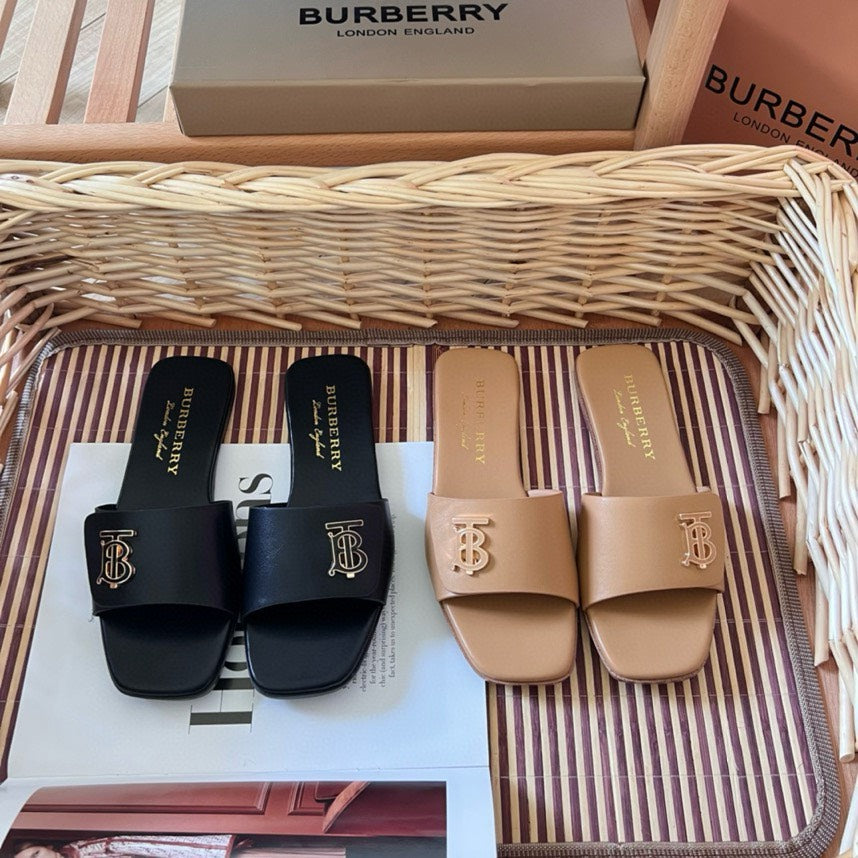 14R188ZDE Stylish Slippers