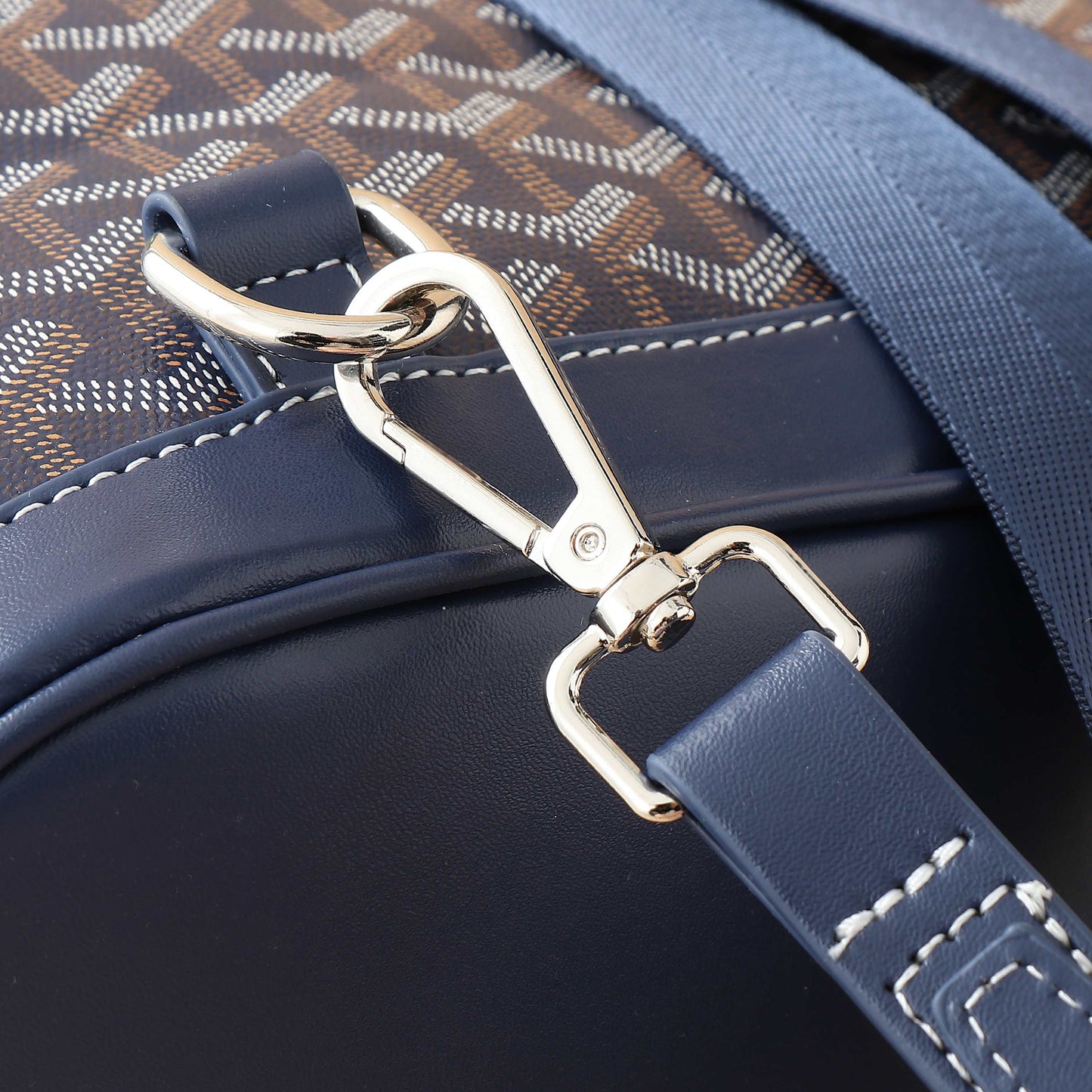 1WA104BDE Stylish leather bag