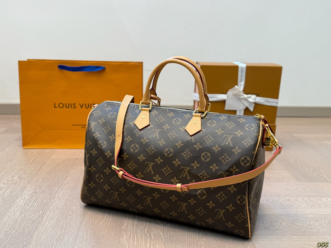 6EX14BDE Stylish leather bag