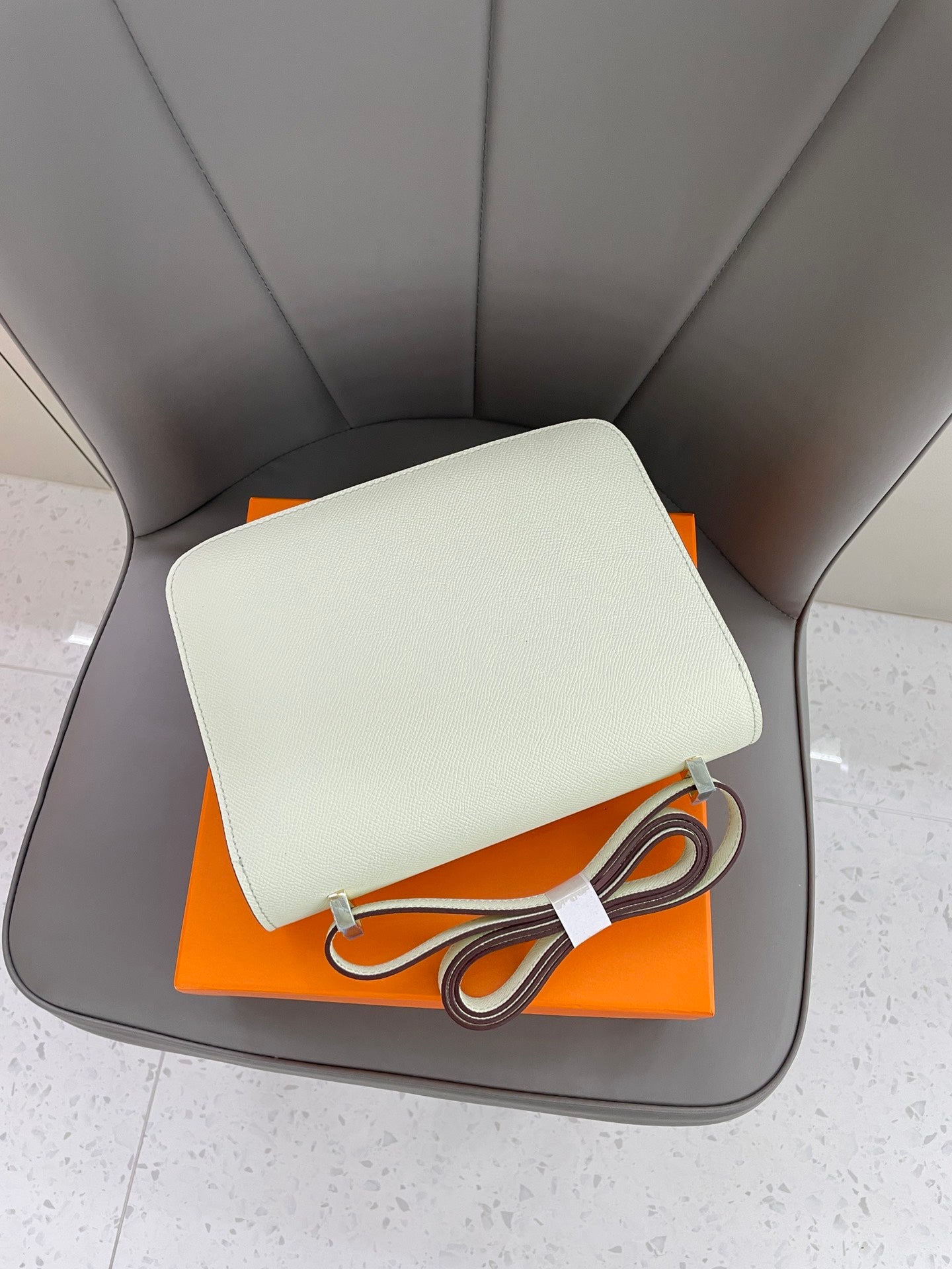 155NH64BDE Stylish leather bag
