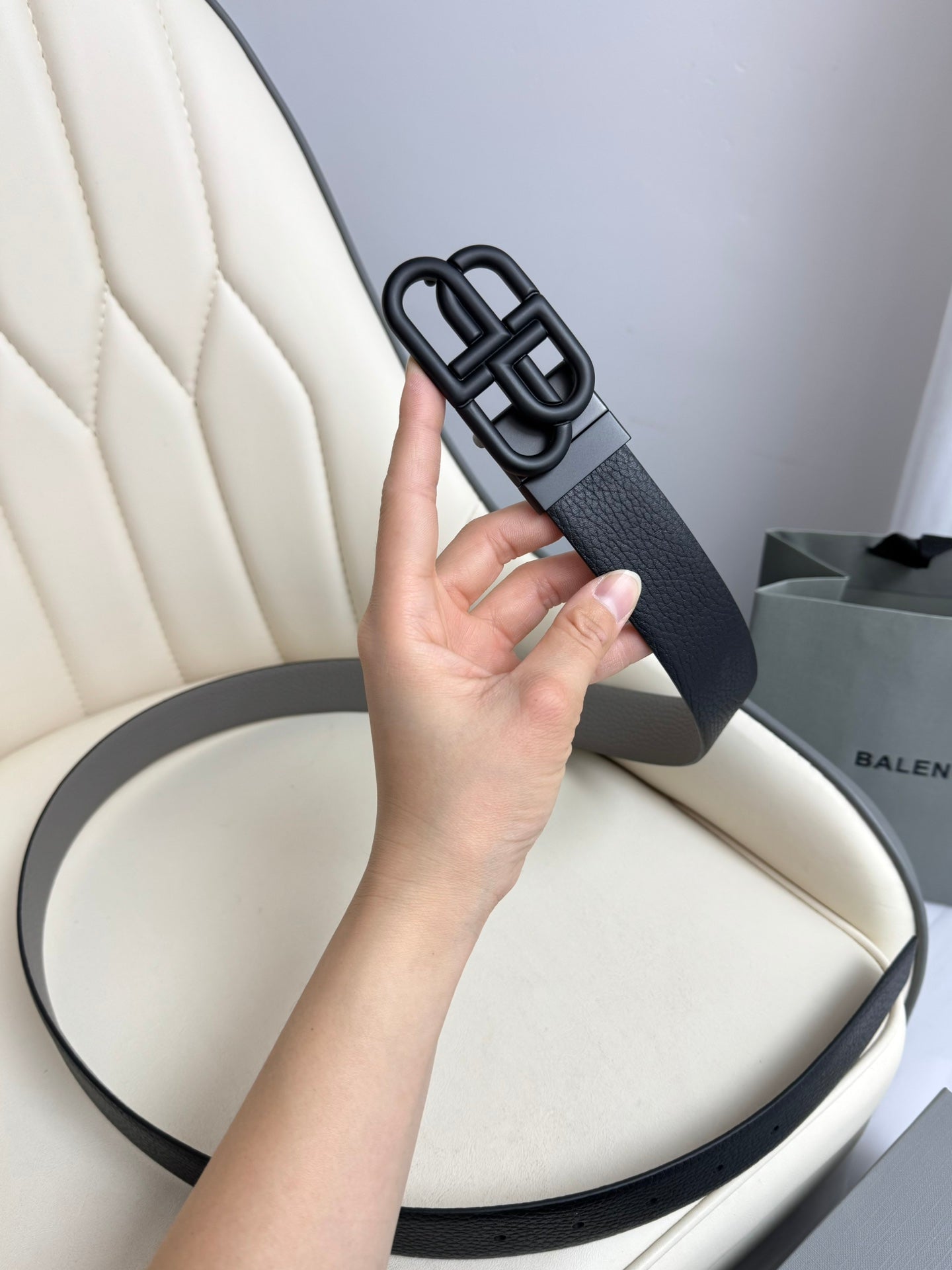 155RJ239PDE Stylish  High quality belt With full package