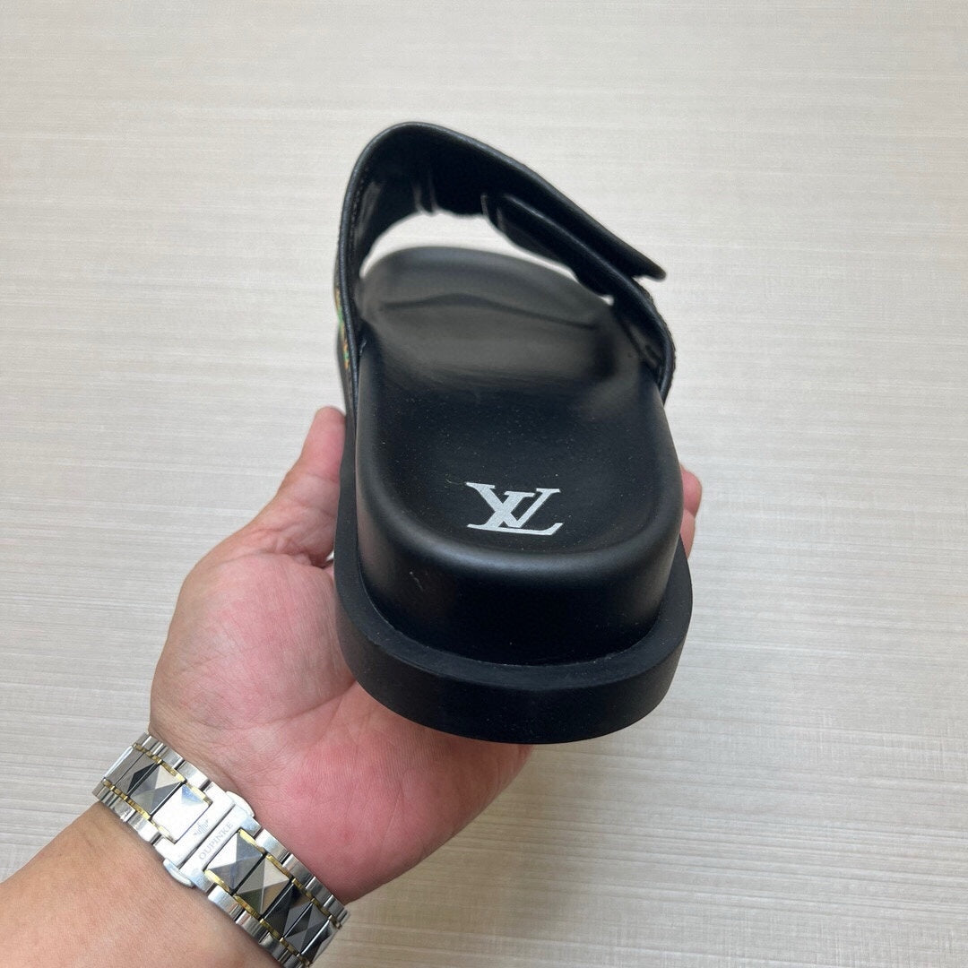 5WE247ZDE Stylish Slippers