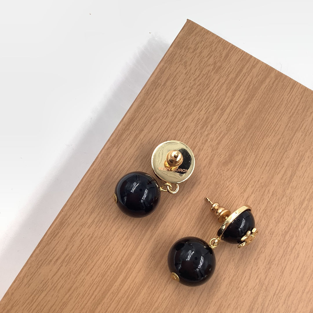 14A469EDE Stylish Earrings