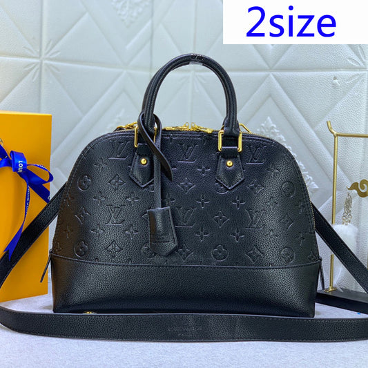 2XE319BDE Stylish leather bag 