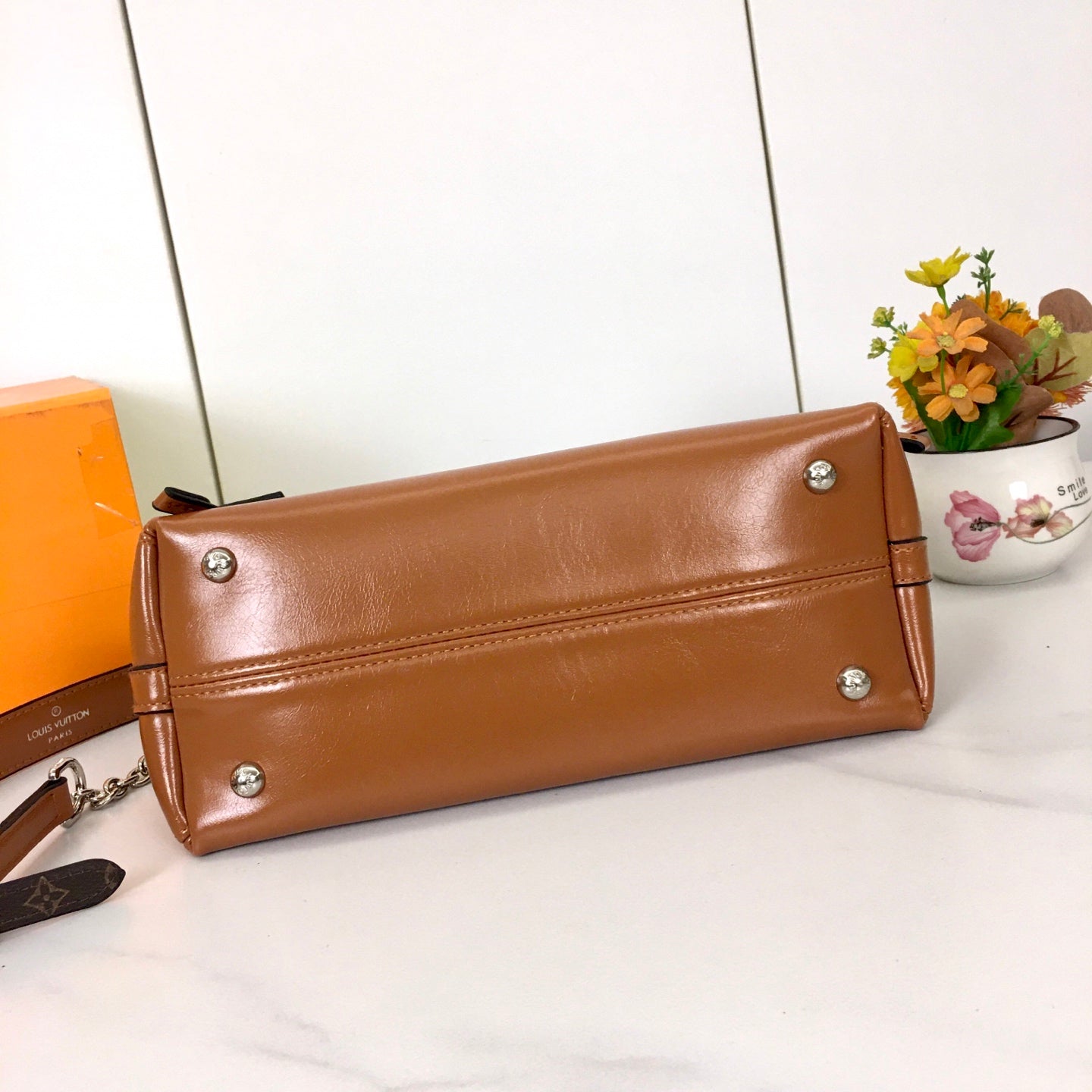 1WE113BDE Stylish leather bag