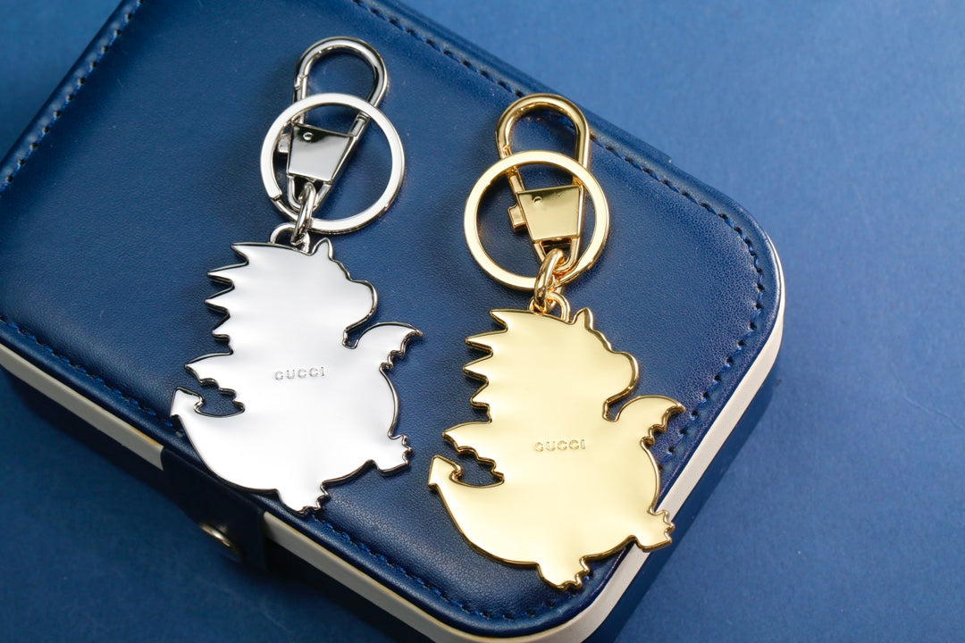 3RE17ADE Stylish key closure