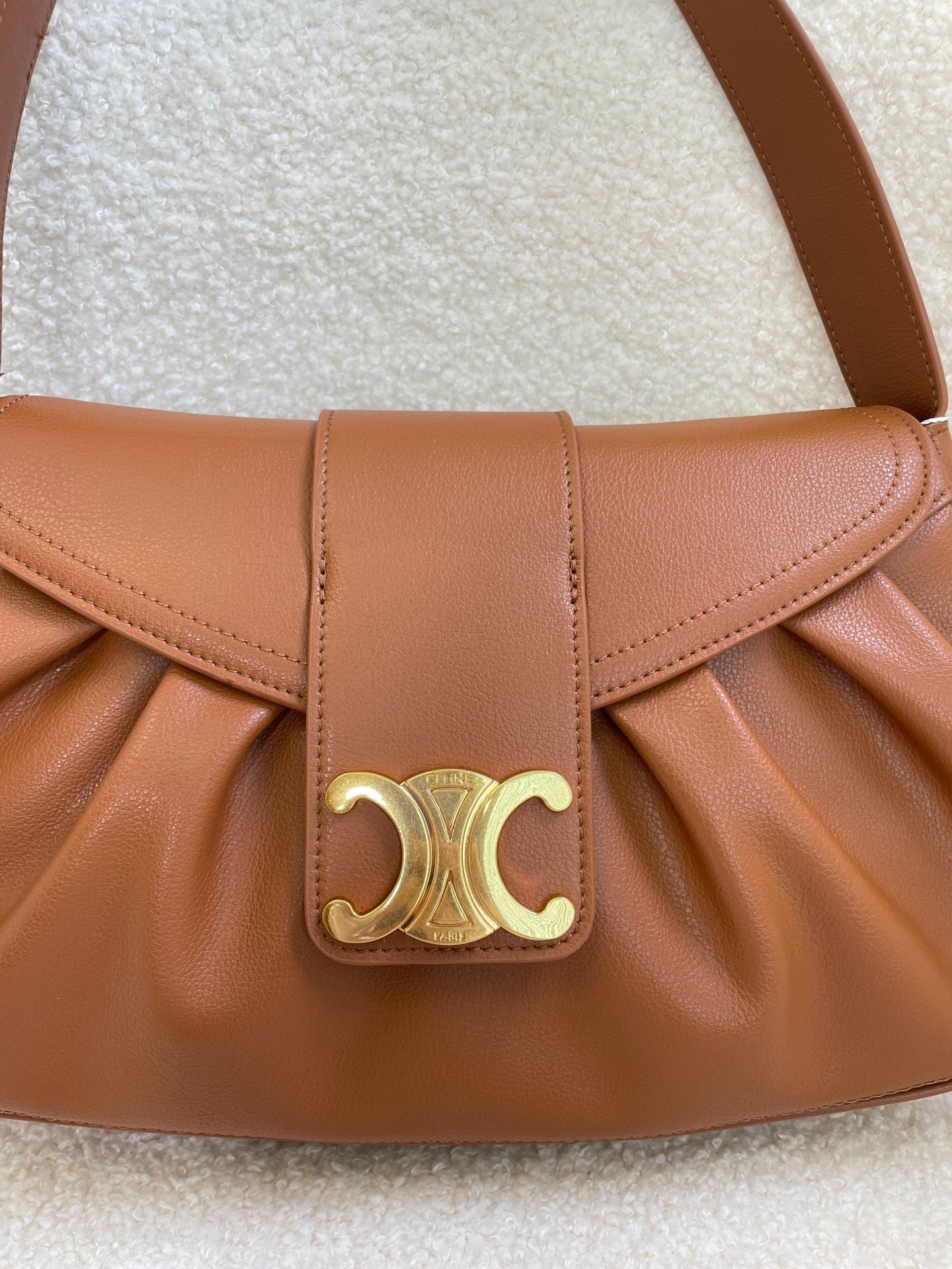 1XCL452BDE Stylish leather bag