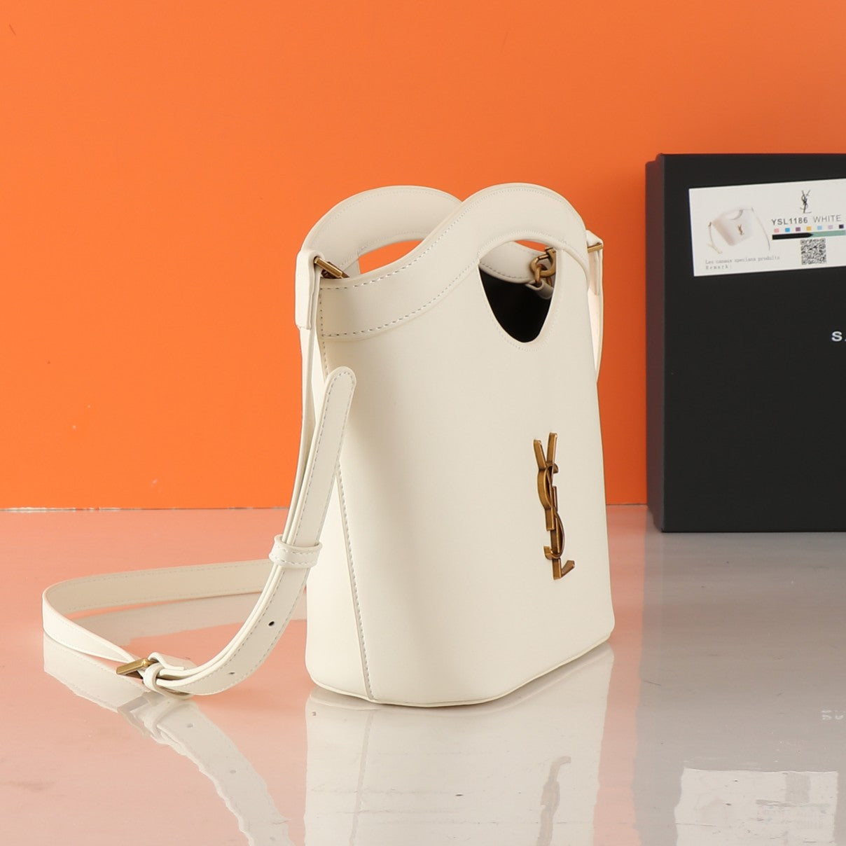 1XSL75BDE Stylish leather bag