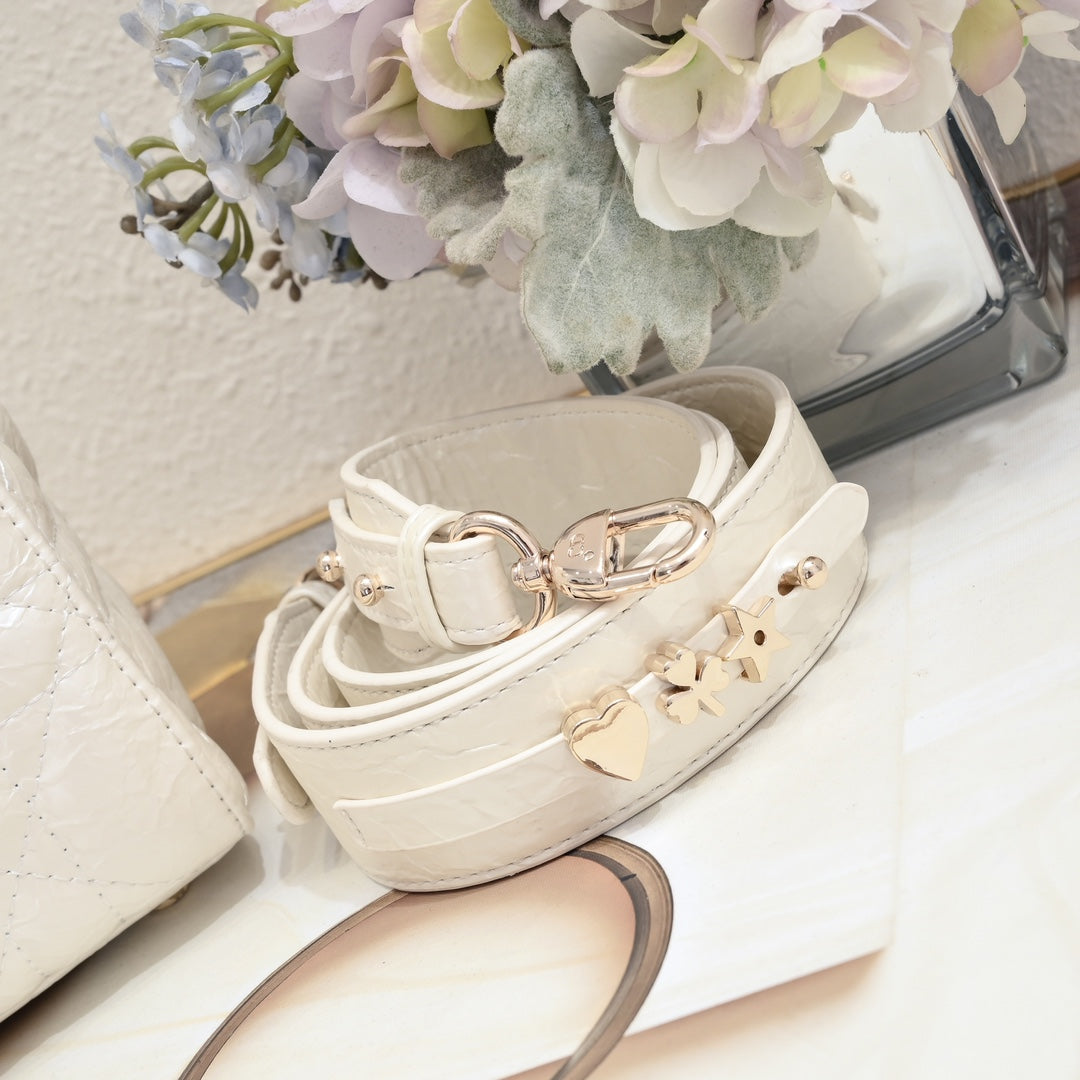 1XD438BDE Stylish leather bag